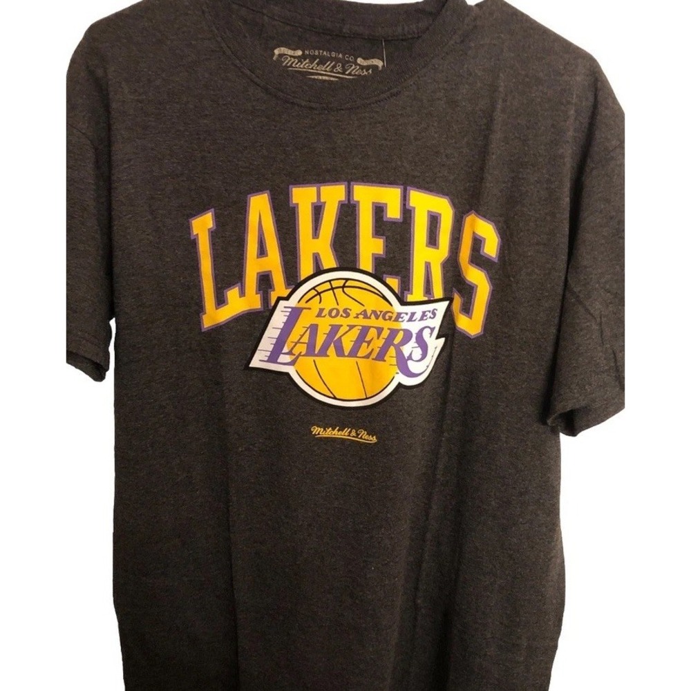 Los Angeles Lakers Mitchell & Ness Heather Gray Tee Shirt. Men's Medium NWT